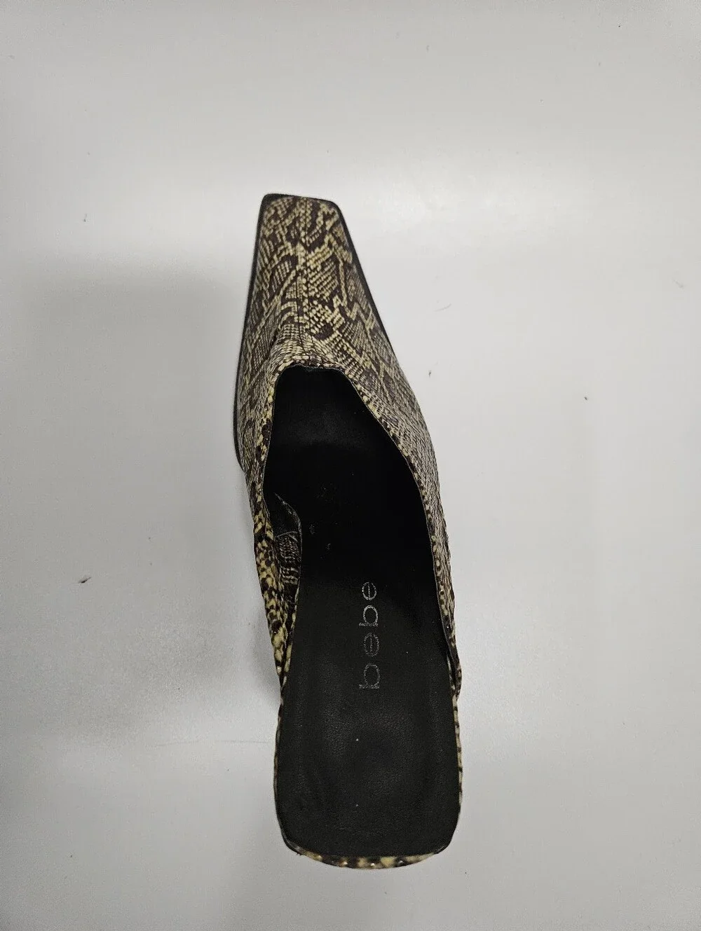 bebe Womens Snakeskin print Pumps 9.5M Block Heel Square Toe made in spain